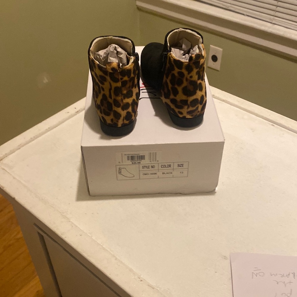 Little girls ankle boots